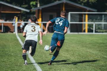 巴黎圣日耳曼5-0横扫欧冠首夺大耳朵杯｜线上买球网站官网（配图示意）